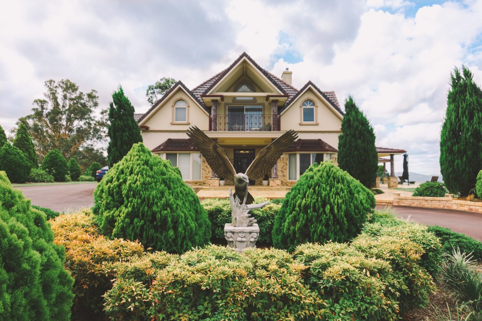 Garden View in front